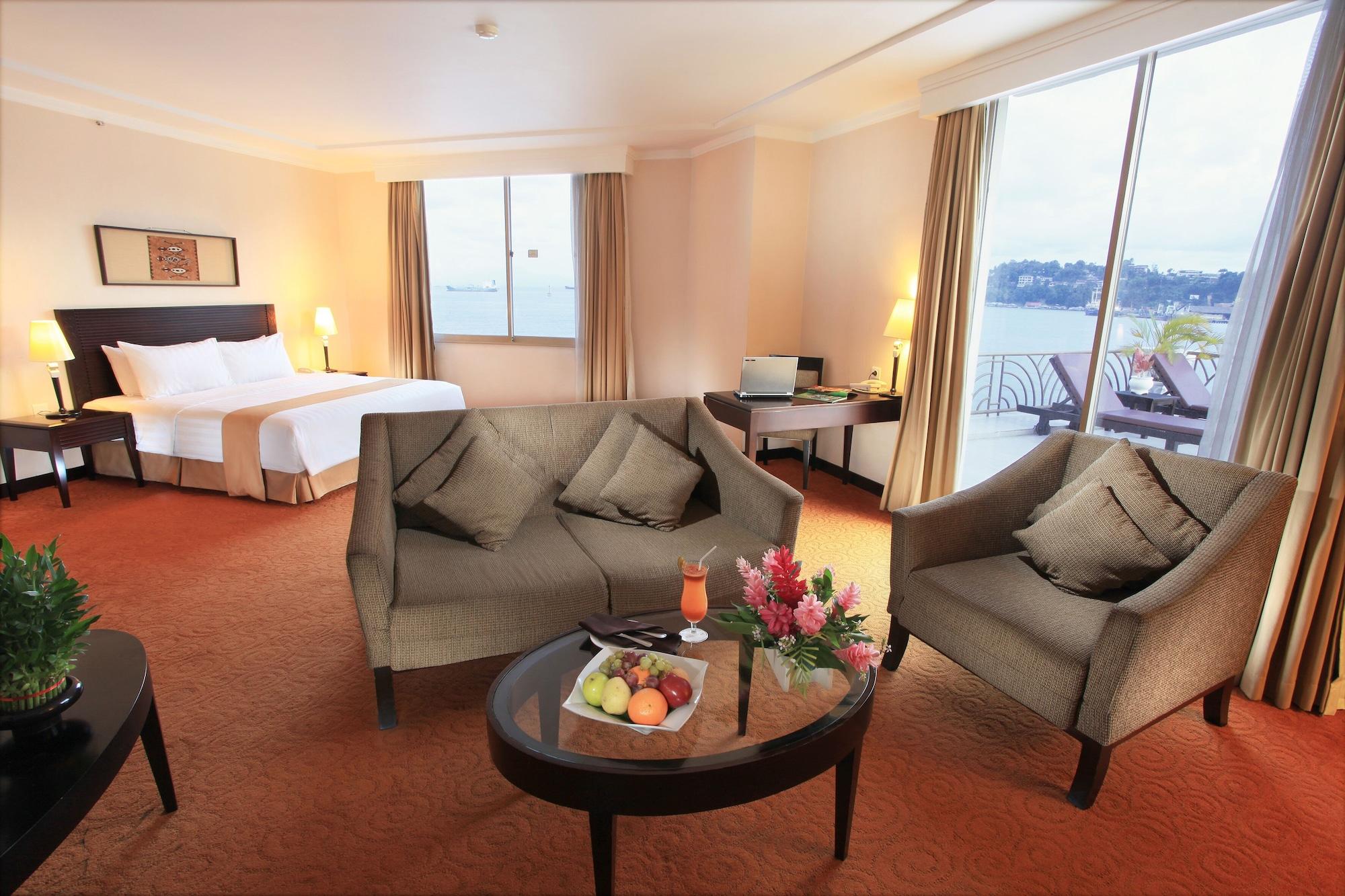Swiss-Belhotel Papua Jayapura Exterior foto